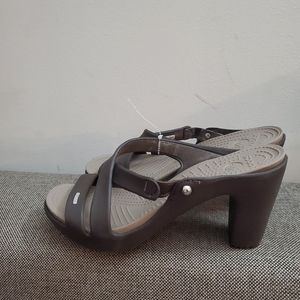 Crocs Cyprus IV Brown Sandals Sz 9